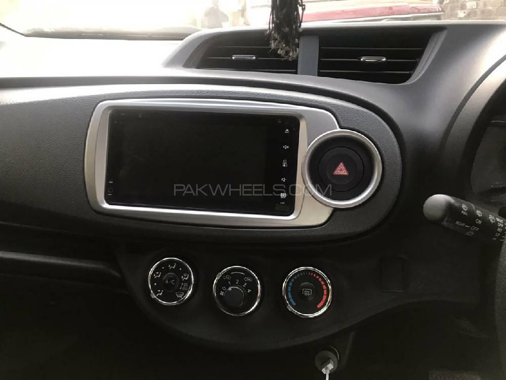 Toyota Vitz 2013 for Sale in Lahore Toyota Vitz 2013 for Sale in Lahore Image-7