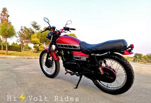 سوزوکی GS 150 - 2016