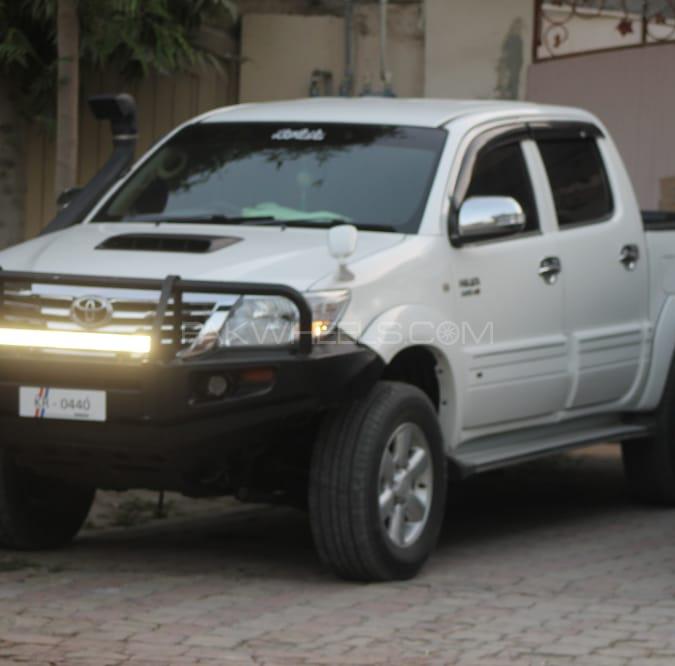 Toyota Hilux 2007 for Sale in Bahawalpur Toyota Hilux 2007 for Sale in Bahawalpur Image-4