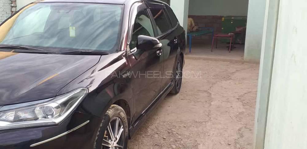 Toyota Corolla Fielder 2015 for Sale in Peshawar Toyota Corolla Fielder 2015 for Sale in Peshawar Image-12