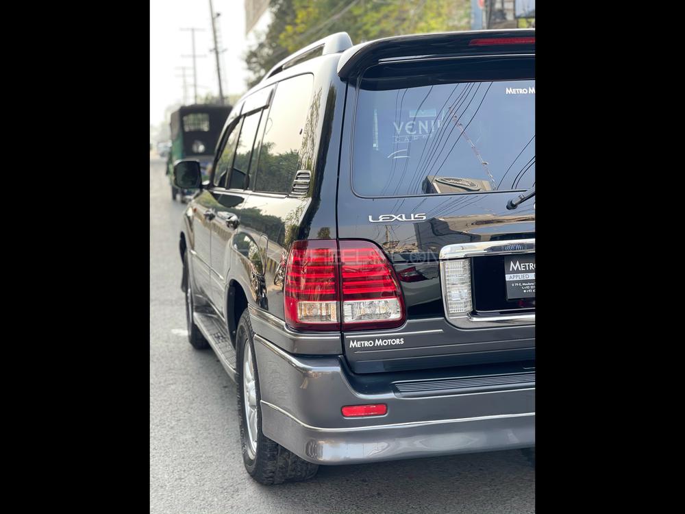 Toyota Land Cruiser 2004 for Sale in Lahore Toyota Land Cruiser 2004 for Sale in Lahore Image-5