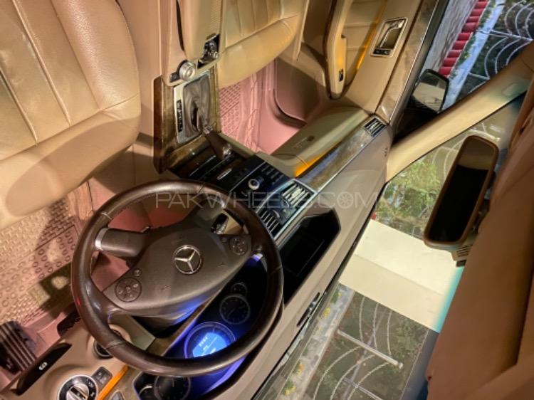 Mercedes Benz E Class 2011 for Sale in Peshawar Mercedes Benz E Class 2011 for Sale in Peshawar Image-3