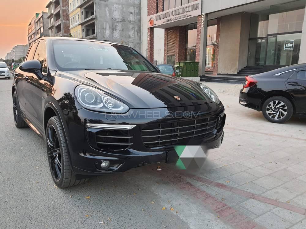 پورشے کائین 2015 for Sale in لاہور Image-1