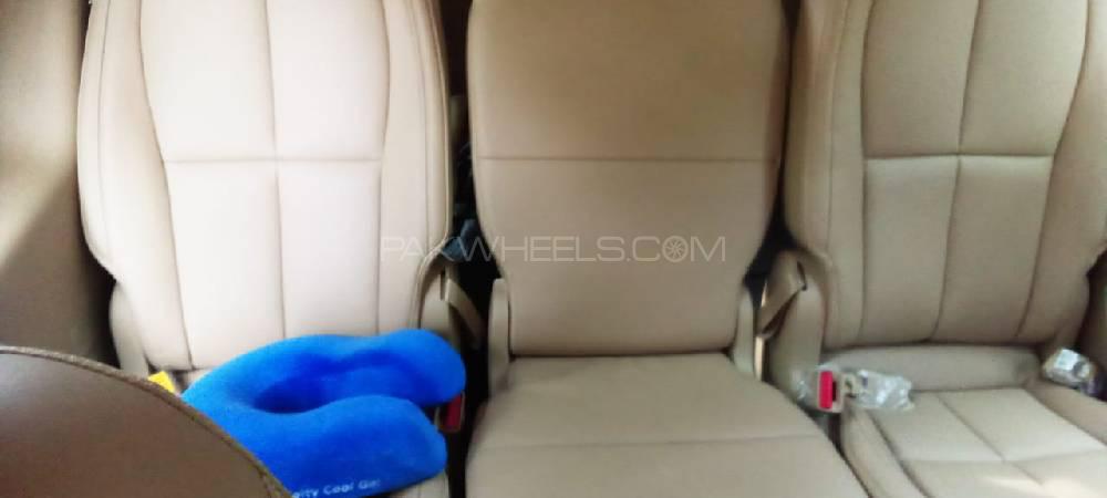 KIA Carnival 2020 for Sale in Lahore KIA Carnival 2020 for Sale in Lahore Image-4