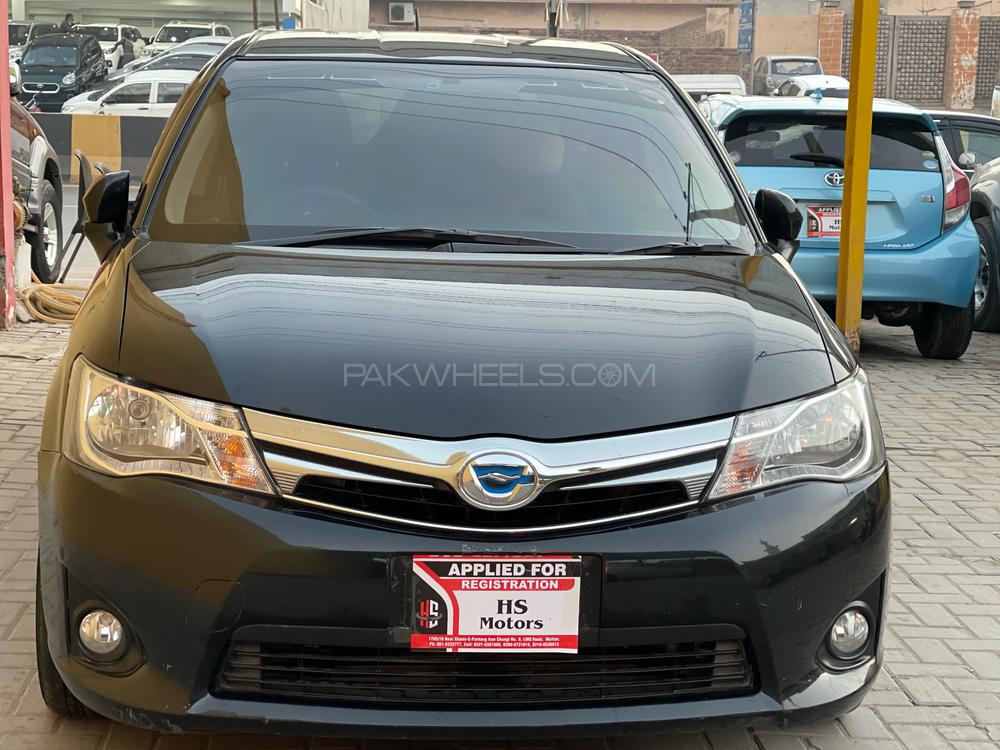 Toyota Corolla Fielder 2015 for Sale in Multan Image-1