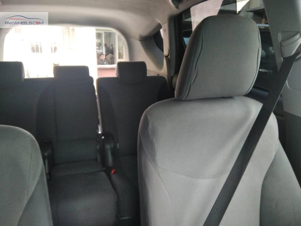 Toyota Prius Alpha 2013 for Sale in Islamabad Toyota Prius Alpha 2013 for Sale in Islamabad Image-11