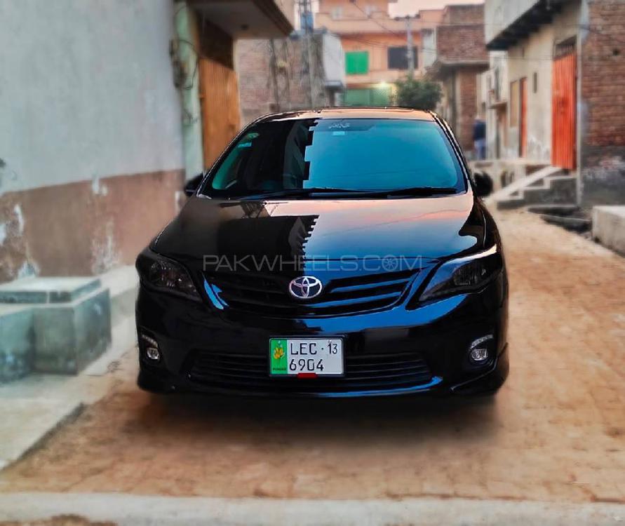 Toyota Corolla 2013 for Sale in Faisalabad Image-1