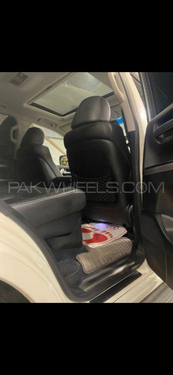 Toyota Land Cruiser 2015 for Sale in Karachi Toyota Land Cruiser 2015 for Sale in Karachi Image-10