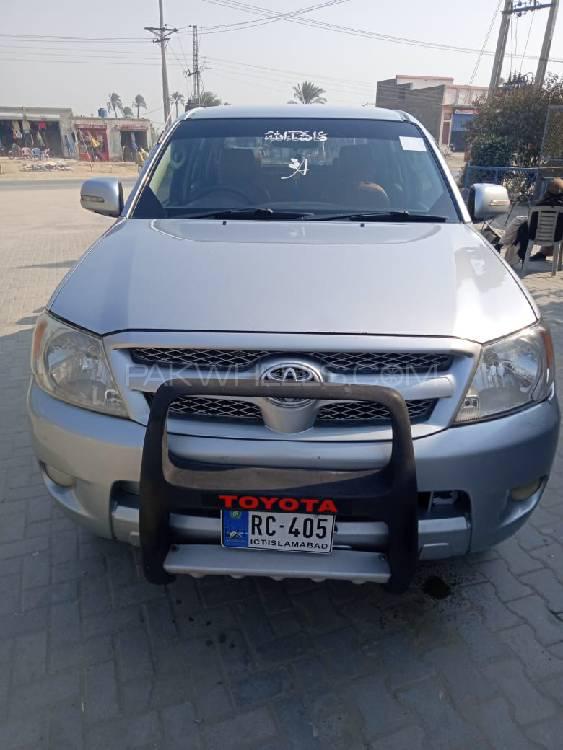 Toyota Hilux 2011 for Sale in Taunsa sharif Image-1