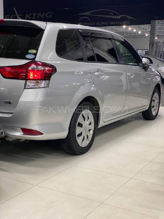 Toyota Corolla Fielder 2017 for Sale in Peshawar Toyota Corolla Fielder 2017 for Sale in Peshawar Image-4