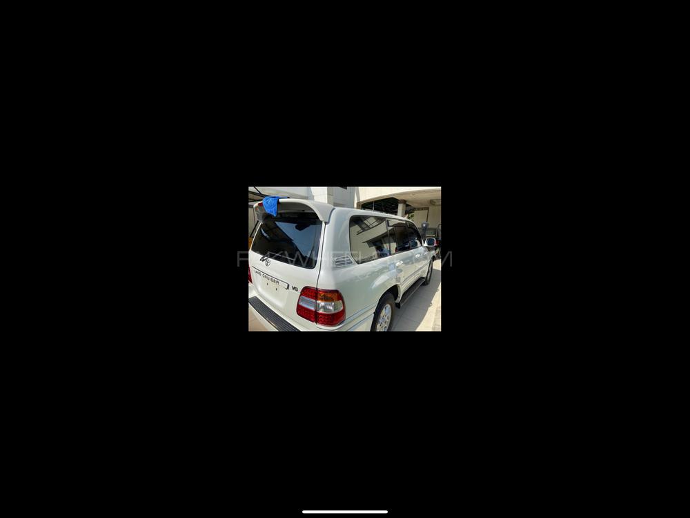 Toyota Land Cruiser 2004 for Sale in Peshawar Toyota Land Cruiser 2004 for Sale in Peshawar Image-5