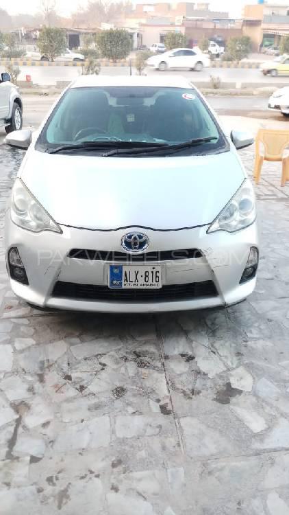 Toyota Aqua 2013 for Sale in Peshawar Image-1