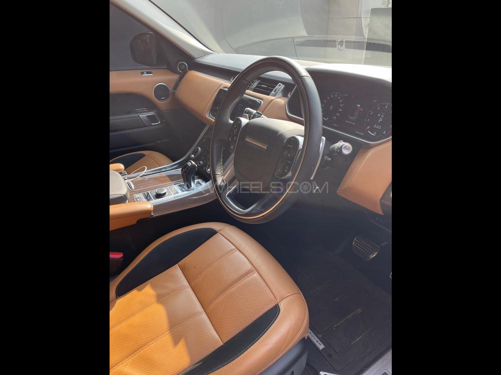 رینج روور اسپورٹ 2019 for Sale in لاہور Image-1