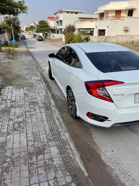 ہونڈا سوک 2018 for Sale in اسلام آباد ہونڈا سوک 2018 for Sale in اسلام آباد Image-7