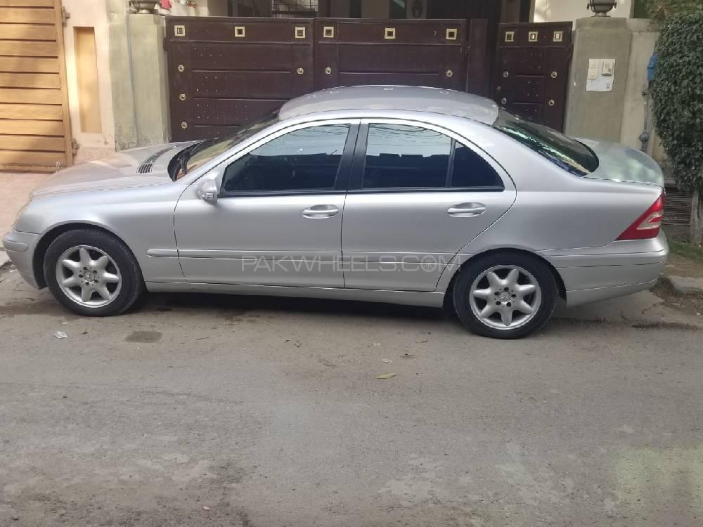 مرسڈیز بینز سی کلاس 2002 for Sale in لاہور Image-1