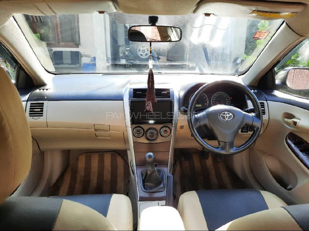 Toyota Corolla 2011 for Sale in Dera ismail khan Image-1