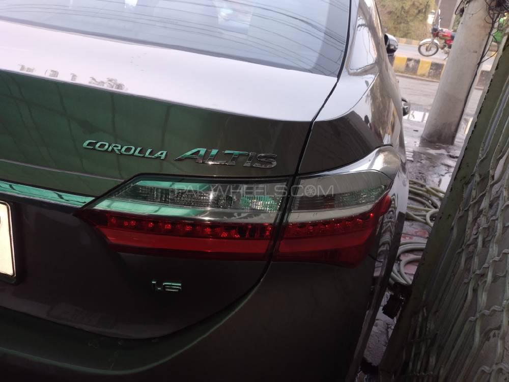 Toyota Corolla 2019 for Sale in Lahore Toyota Corolla 2019 for Sale in Lahore Image-5