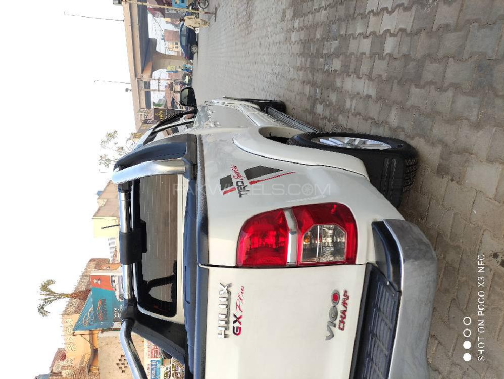 Toyota Hilux 2016 for Sale in Multan Toyota Hilux 2016 for Sale in Multan Image-3