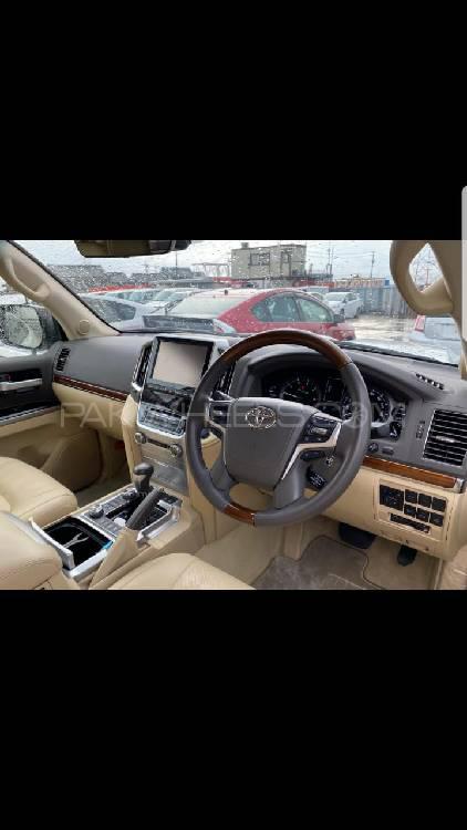 Toyota Land Cruiser 2017 for Sale in Islamabad Toyota Land Cruiser 2017 for Sale in Islamabad Image-4