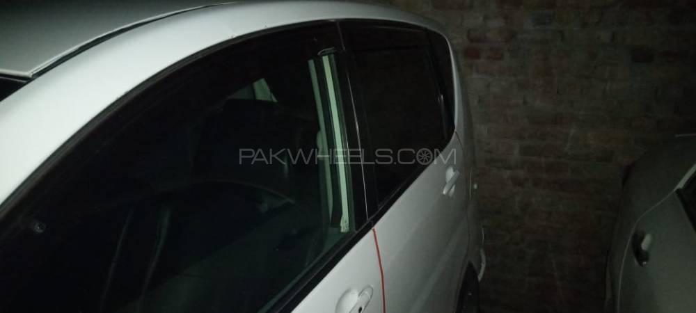 ڈائیہاتسو موو 2006 for Sale in راولپنڈی ڈائیہاتسو موو 2006 for Sale in راولپنڈی Image-3