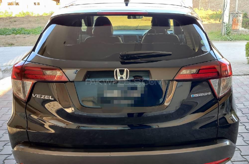 Honda Vezel 2013 for Sale in Islamabad Honda Vezel 2013 for Sale in Islamabad Image-13