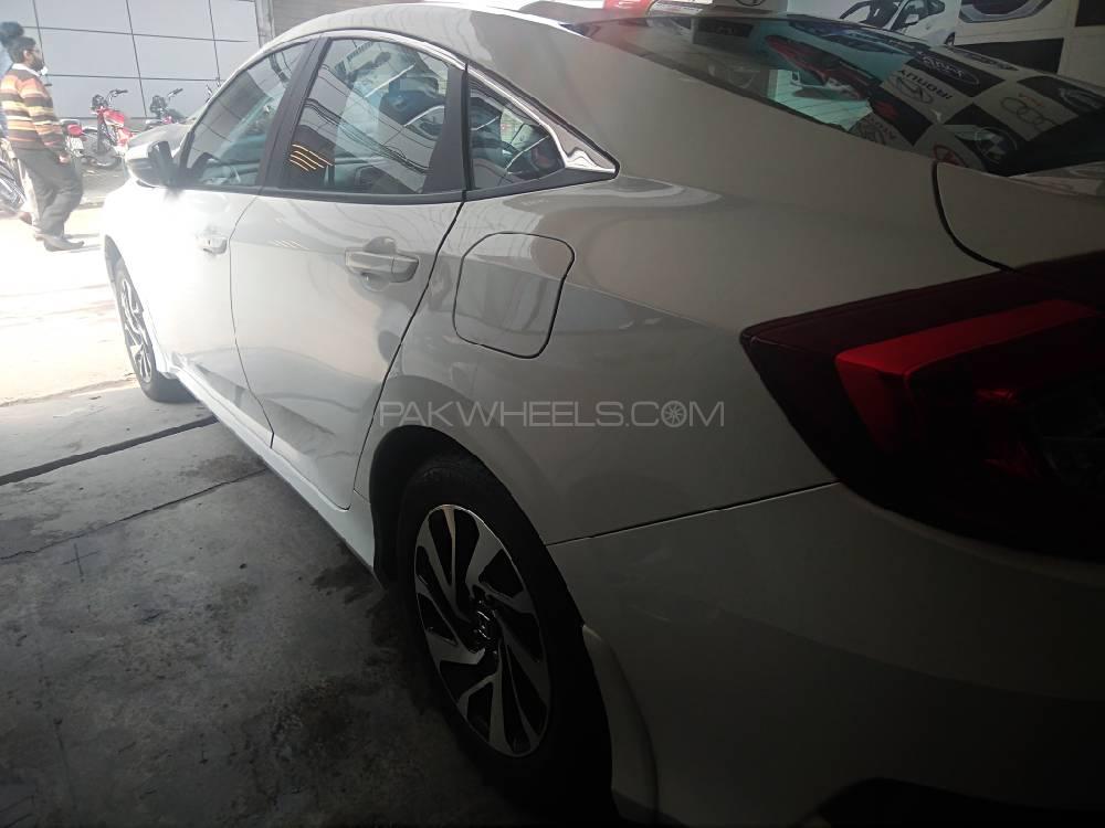 Honda Civic 2018 for Sale in Lahore Honda Civic 2018 for Sale in Lahore Image-9