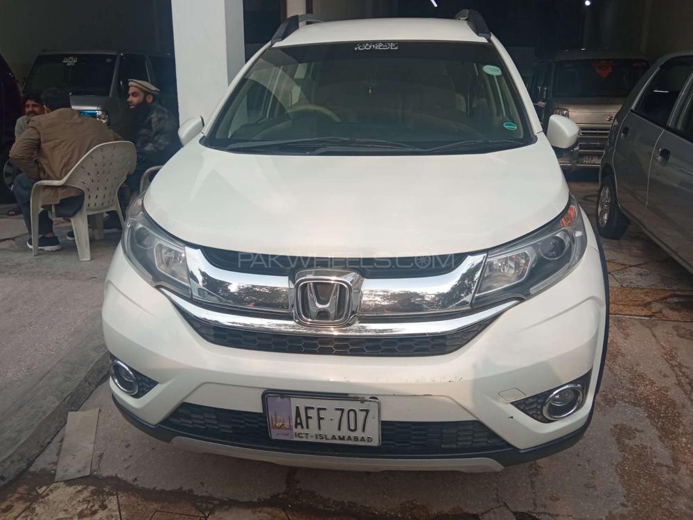 Honda BR-V 2017 for Sale in Lahore Image-1