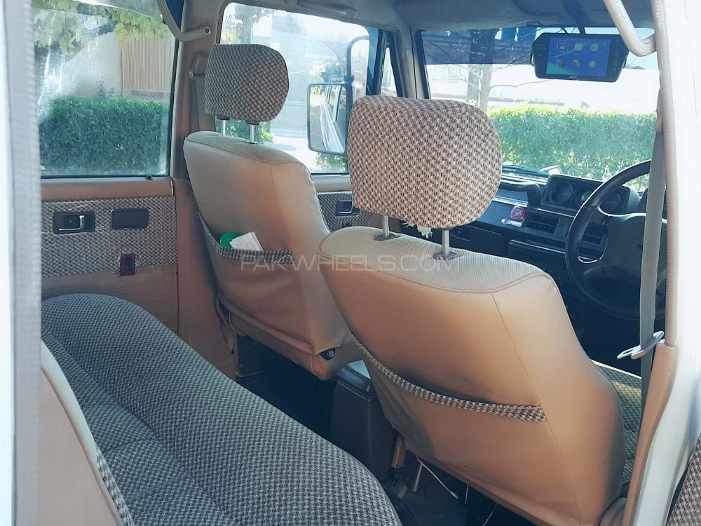 Mitsubishi Pajero 1988 for Sale in Mansehra Mitsubishi Pajero 1988 for Sale in Mansehra Image-8