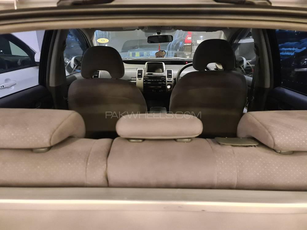 Toyota Prius 2010 for Sale in Rawalpindi Toyota Prius 2010 for Sale in Rawalpindi Image-12