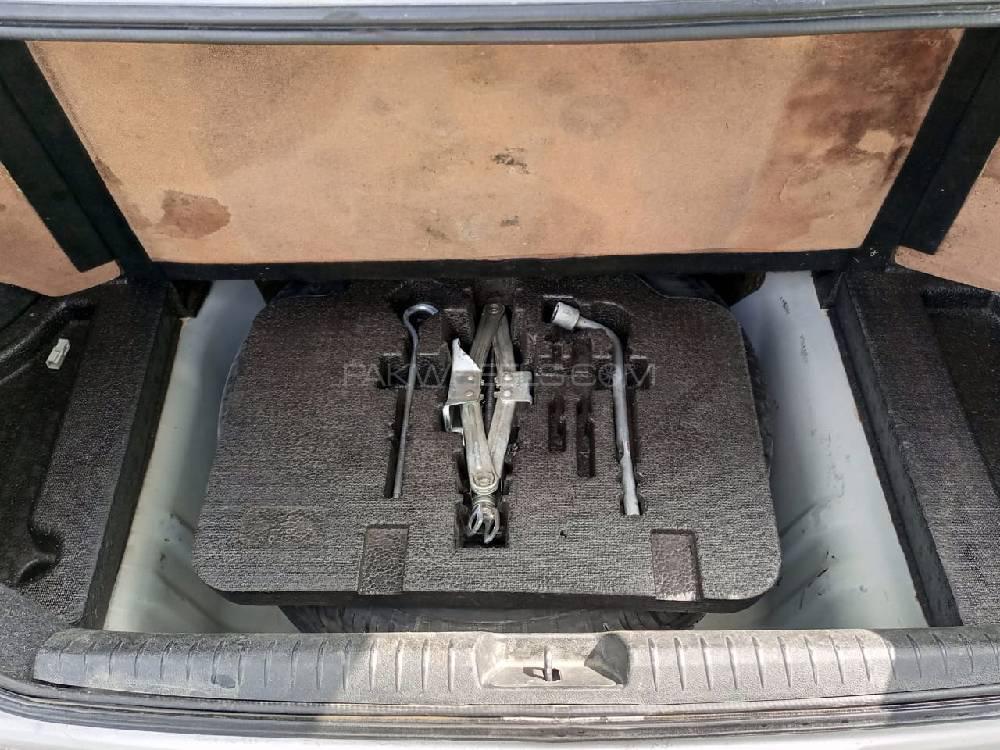 Honda Civic 2010 for Sale in Gujranwala Honda Civic 2010 for Sale in Gujranwala Image-8