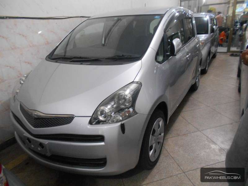 Toyota Ractis 2009 for Sale in Lahore Image-1