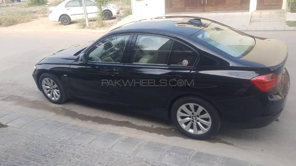 BMW 3 Series 2014 for Sale in Karachi BMW 3 Series 2014 for Sale in Karachi Image-8
