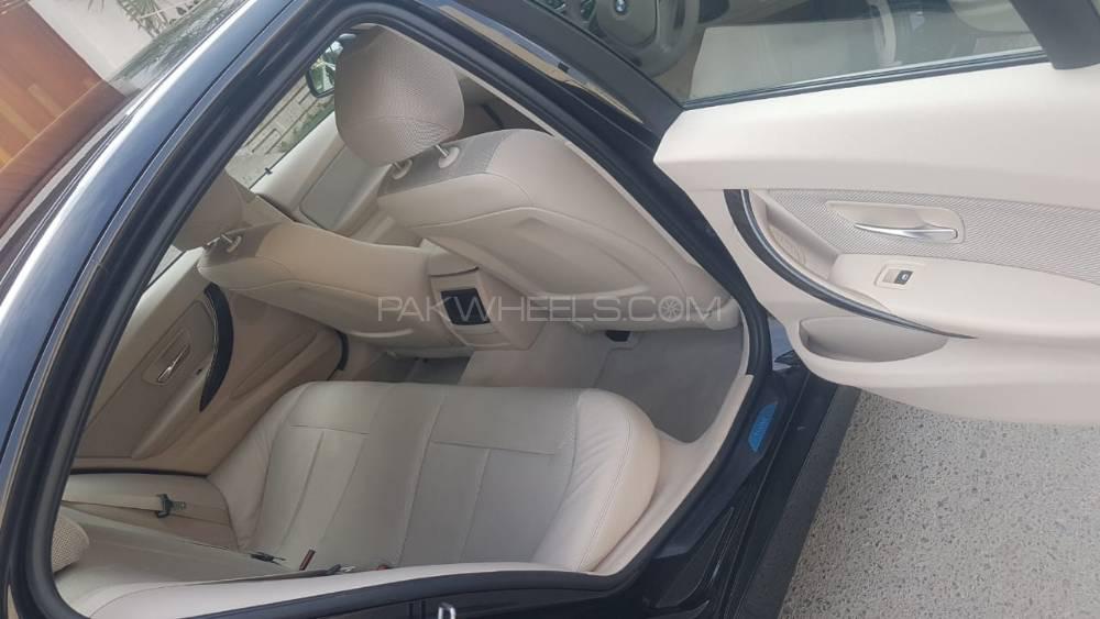 BMW 3 Series 2014 for Sale in Karachi BMW 3 Series 2014 for Sale in Karachi Image-15