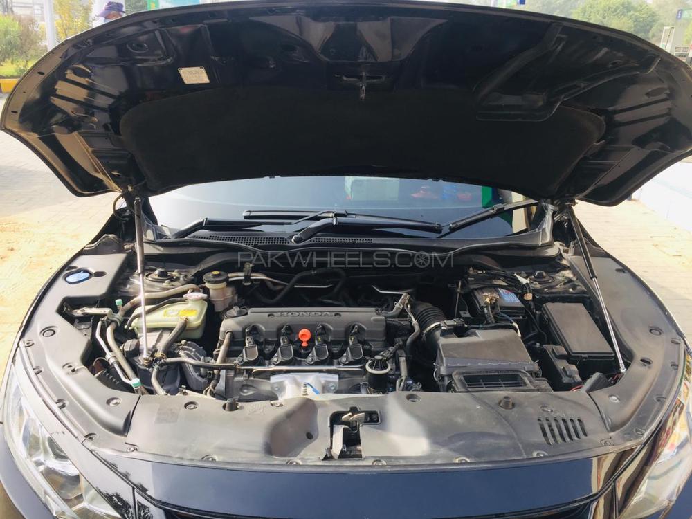 Honda Civic 2018 for Sale in Lahore Honda Civic 2018 for Sale in Lahore Image-12