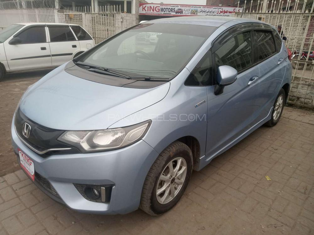 Honda Fit 2016 for Sale in Gujranwala Honda Fit 2016 for Sale in Gujranwala Image-3