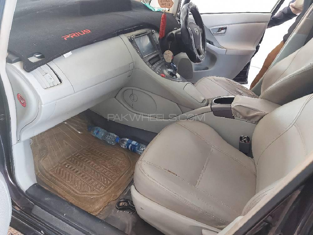 Toyota Prius 2012 for Sale in Karachi Image-1