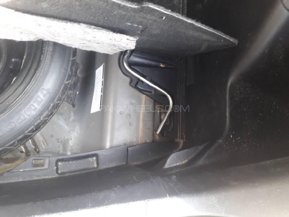 Toyota Vitz 2011 for Sale in Mardan Toyota Vitz 2011 for Sale in Mardan Image-14