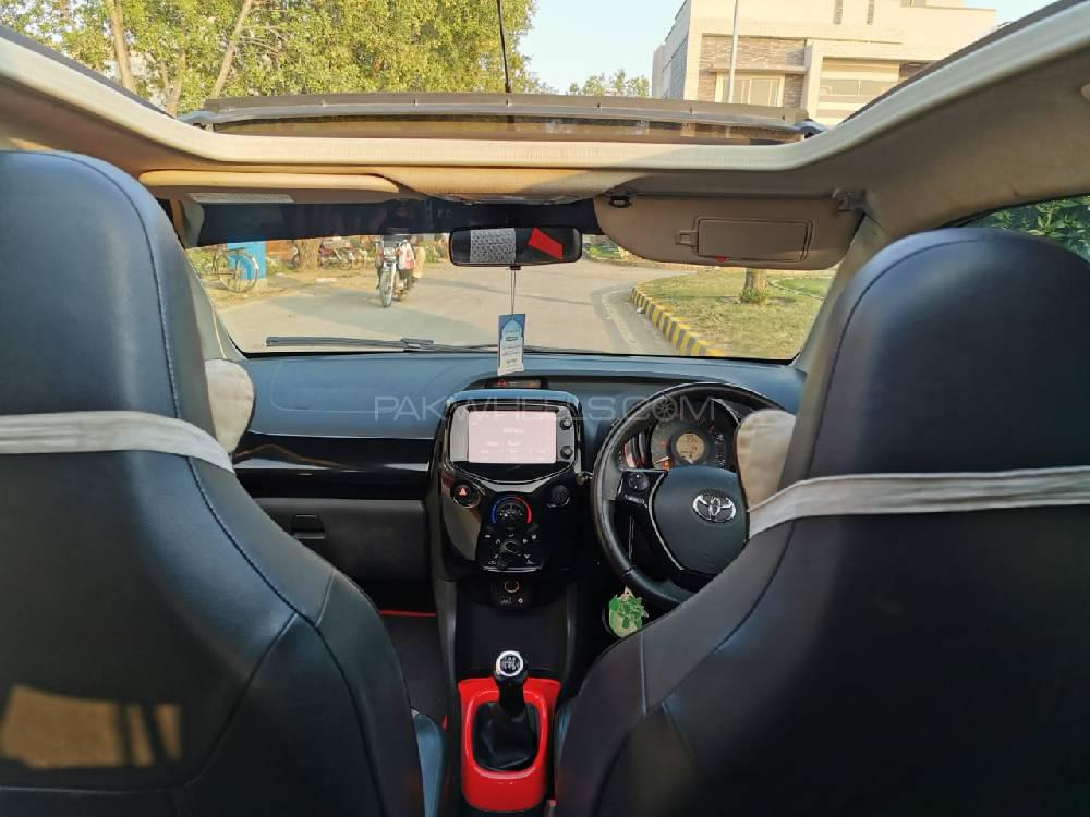 Toyota Aygo 2015 for Sale in Karachi Image-1