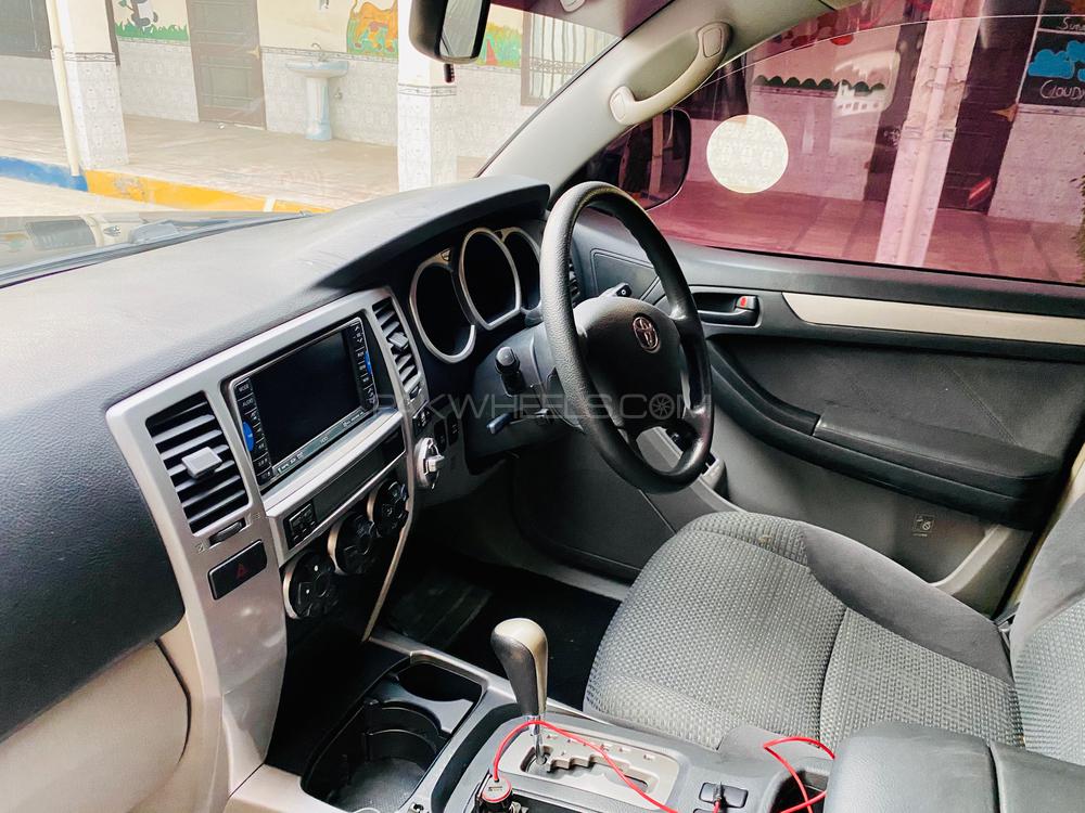 Toyota Surf 2005 for Sale in Quetta Toyota Surf 2005 for Sale in Quetta Image-9