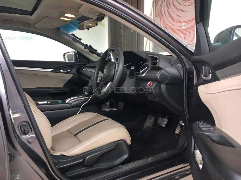 ہونڈا سوک 2017 for Sale in سیالکوٹ ہونڈا سوک 2017 for Sale in سیالکوٹ Image-7