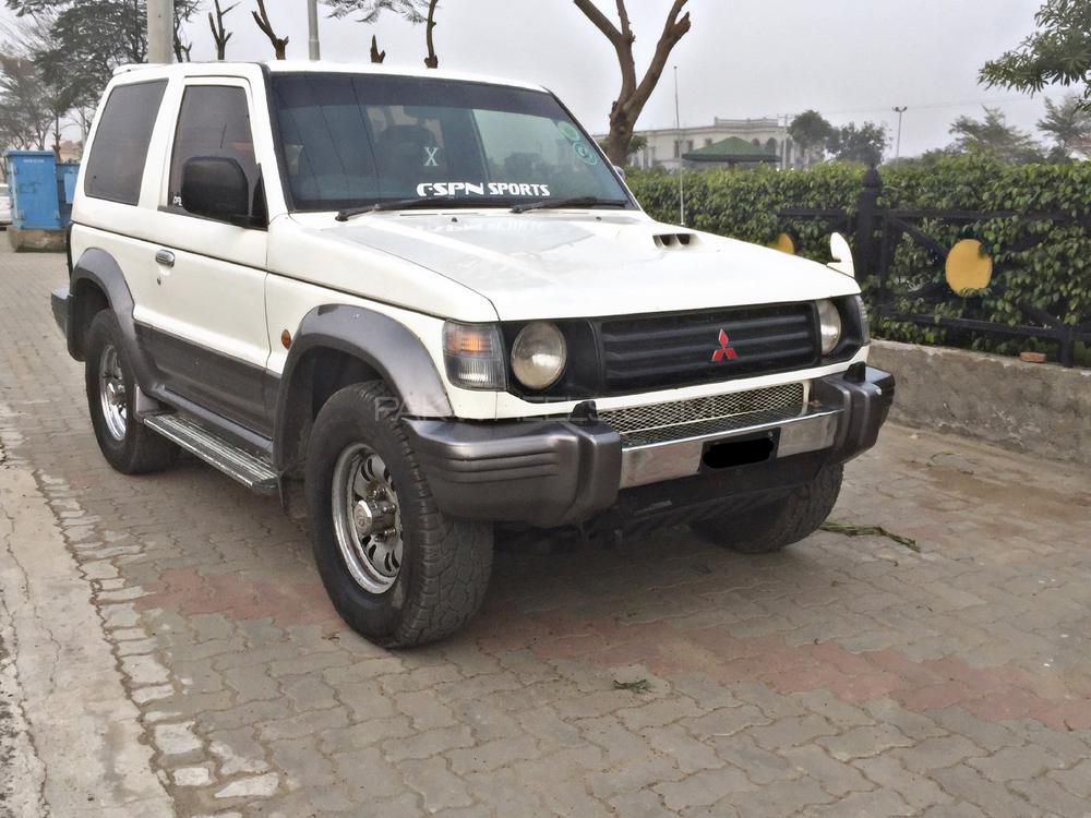 Mitsubishi Pajero 1993 for Sale in Lahore Image-1