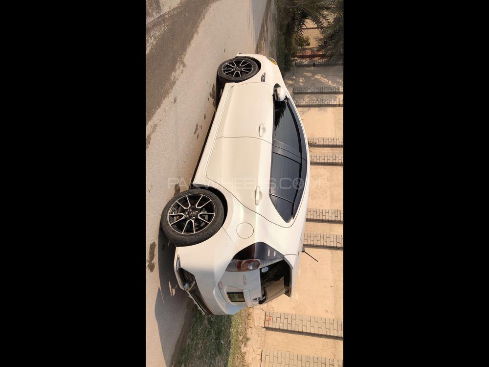 Toyota Aqua 2014 for Sale in Peshawar Toyota Aqua 2014 for Sale in Peshawar Image-5