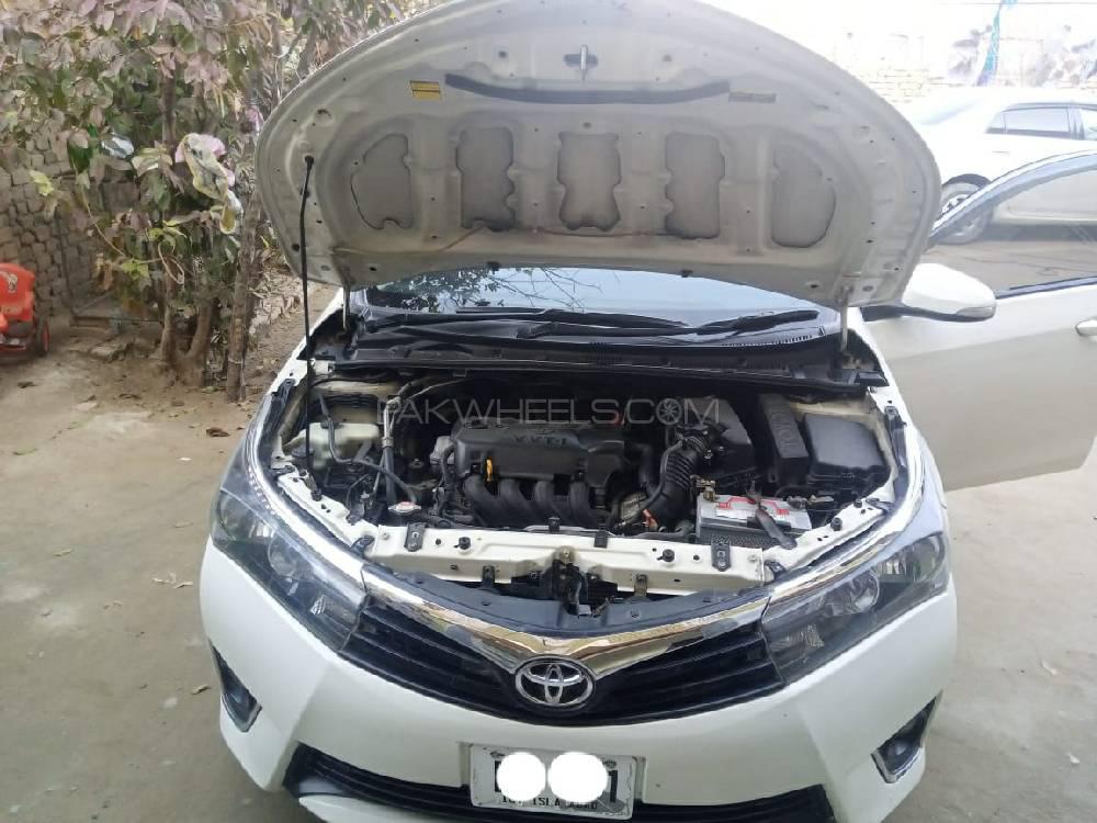 Toyota Corolla 2015 for Sale in Kohat Image-1