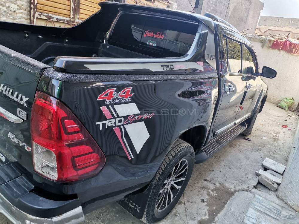 Toyota Hilux 2018 for Sale in Rawalpindi Toyota Hilux 2018 for Sale in Rawalpindi Image-2