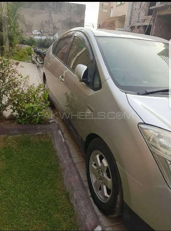 ٹویوٹا پریوس 2006 for Sale in سیالکوٹ ٹویوٹا پریوس 2006 for Sale in سیالکوٹ Image-17