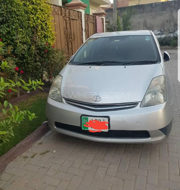 ٹویوٹا پریوس 2006 for Sale in سیالکوٹ ٹویوٹا پریوس 2006 for Sale in سیالکوٹ Image-12