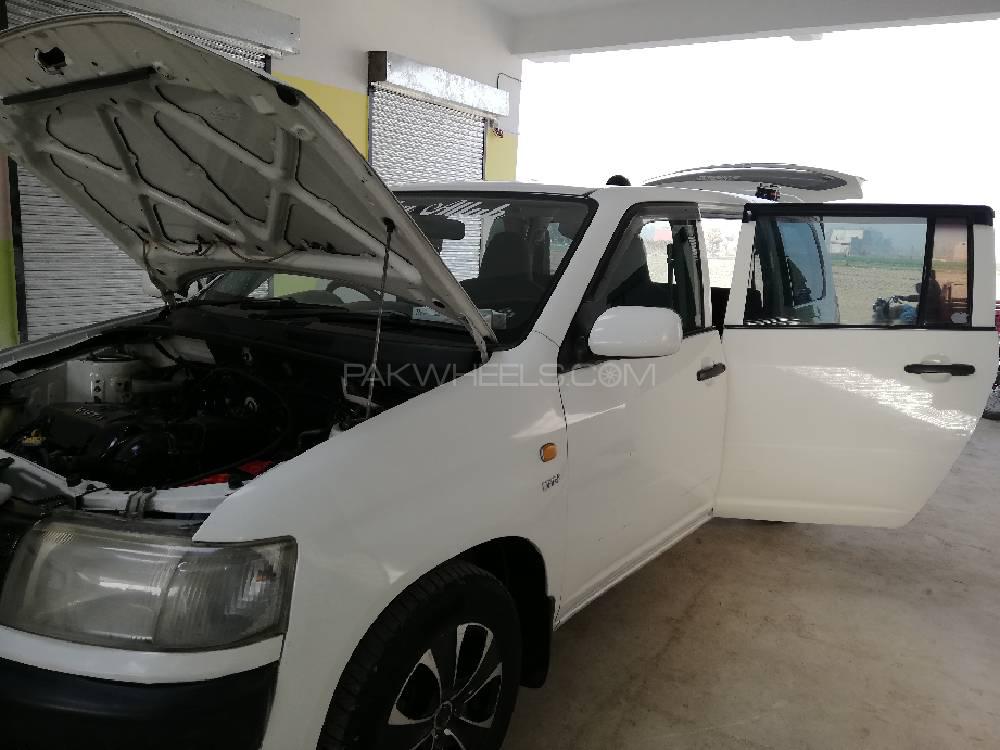 Toyota Probox 2006 for Sale in Kamra Image-1