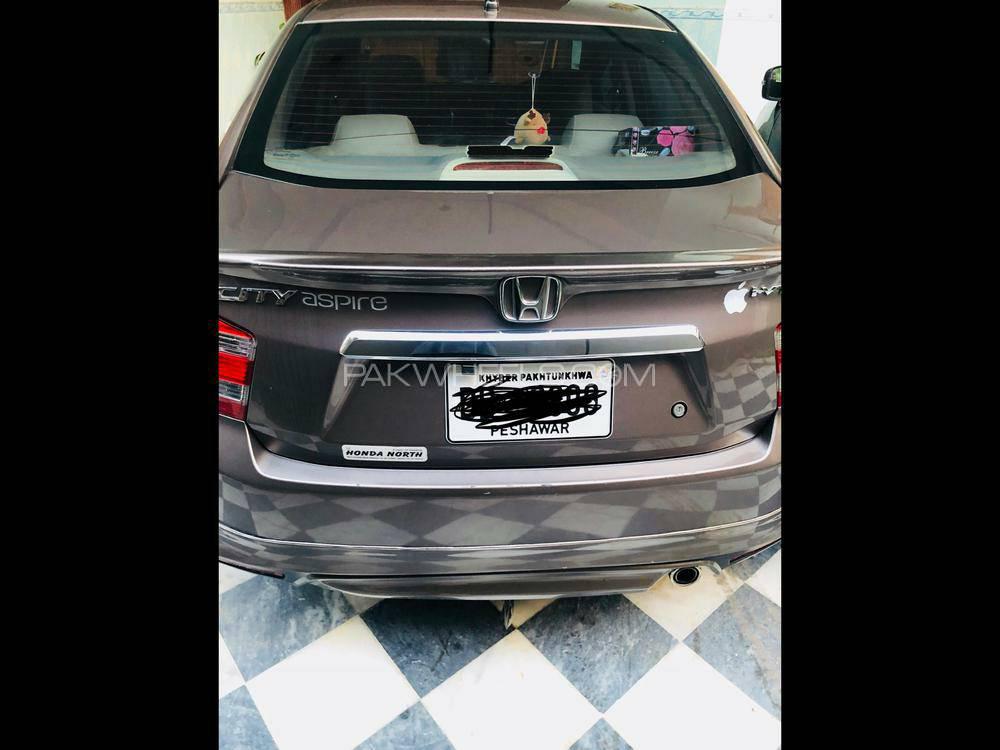 ہونڈا سٹی 2015 for Sale in پشاور ہونڈا سٹی 2015 for Sale in پشاور Image-9