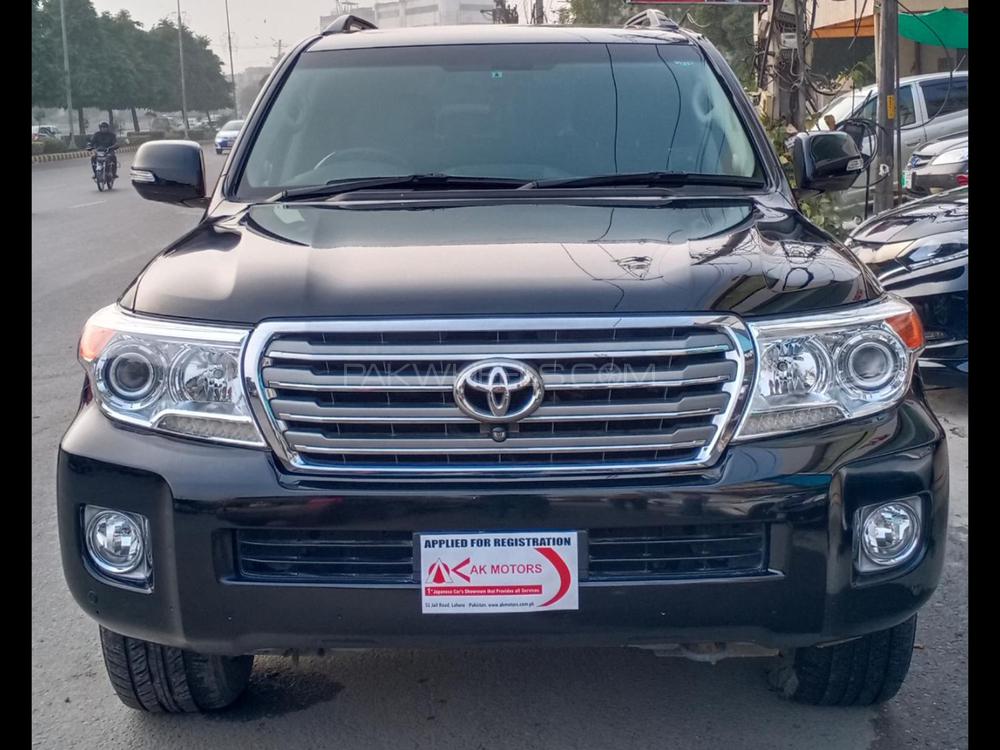 Toyota Land Cruiser 2013 for Sale in Lahore Image-1