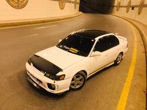 Toyota Corolla - 2000